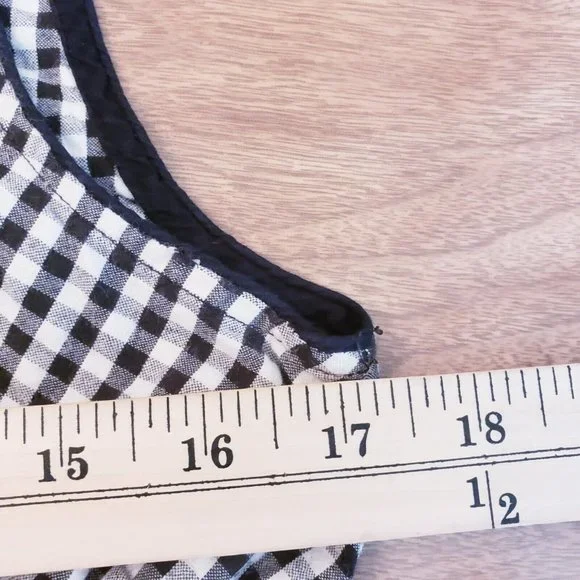 109°F Womens Top Large Black Plaid Gingham Embroidered Floral Cottagecore - Picture 14 of 16